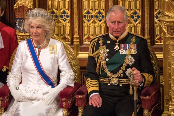 King Charles III married Camilla in 2005.</p>

<p>　　
