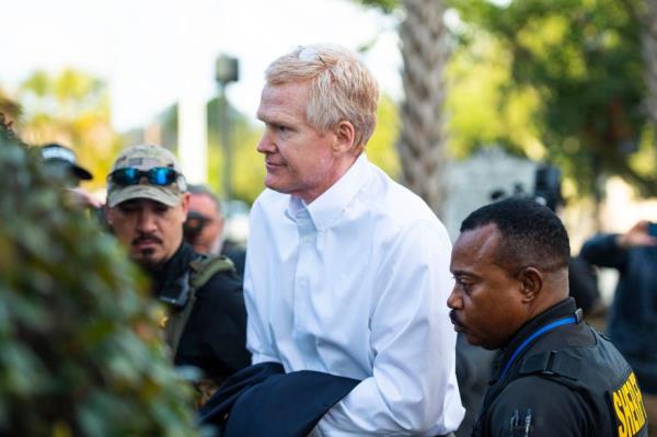 Murdaugh getting escorted into the Walterboro, South Carolina courthouse.