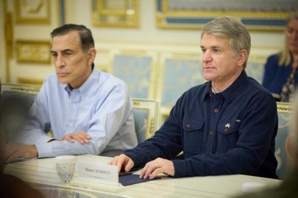 Zelensky met with House Foreign Affairs Committee chairman Michael McCaul and four other GOP members. 