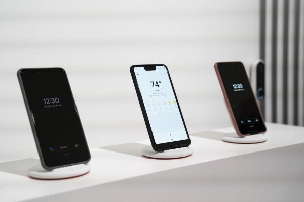 Google Pixel 3 smartphone is displayed on Oct. 9, 2018 in New York City. 