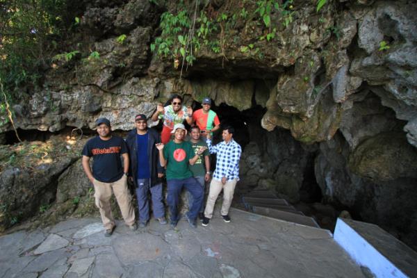 The author with his group in front of Mawsmai Cave - one of the largest cave systems in Meghalaya. Photo: Tanmoy Kairy