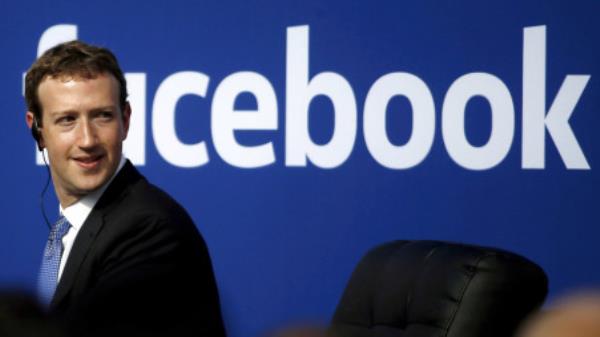 File photo. Is Mark Zuckerberg willing to listen to Frances Haugen’s recommendations? Photo: Reuters</p>

<p>　　