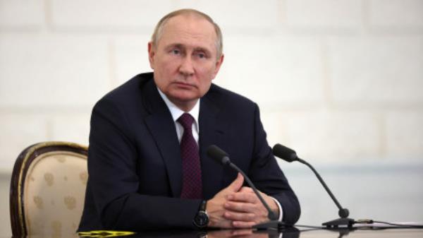 Russia's President Vladimir Putin attends a news co<em></em>nference after trilateral meeting with Azerbaijan's President Ilham Aliyev and Armenia's Prime Minister Nikol Pashinyan in Sochi, Russia October 31, 2022. Sputnik/Sergey Bobylev/Pool via REUTERS