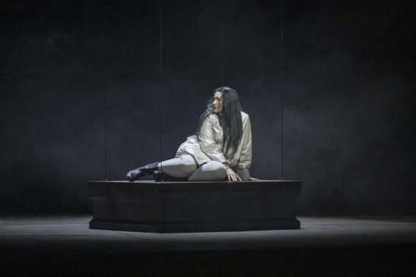 Davidsen-Salome Debut