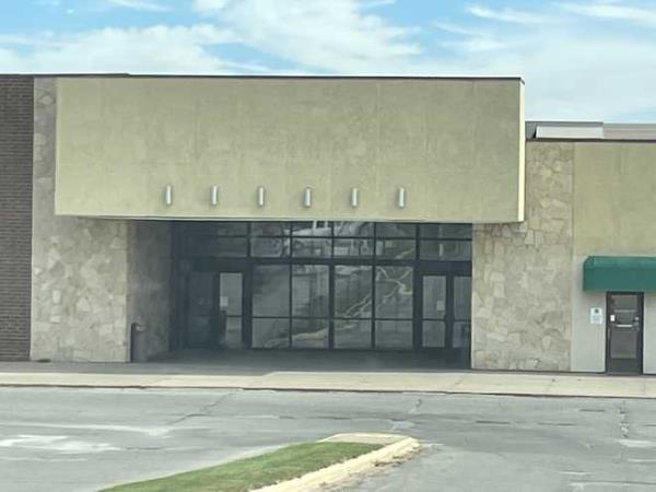marshalltown mall 01