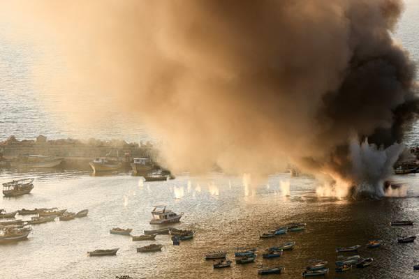 Israel pounds Gaza and prepares for ground operation and prolo<em></em>nged war