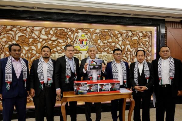 At Dewan Rakyat, MPs rally support for Palestinian struggle