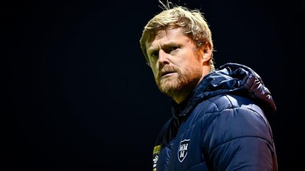 Duff will stay on as boss at Tolka Park