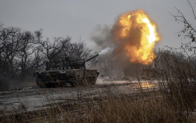 Ukrainian soldiers fire targets as Russia and Ukraine war co<em></em>ntinues in Avdiivka, Do<em></em>netsk Oblast