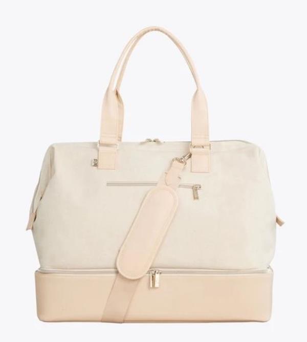 Get 25% off sitewide at the Cyber Mo<em></em>nday sale at Béis.