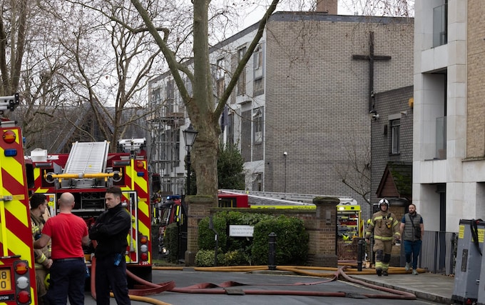 Firefighters attend a suspected arson at the Lo<em></em>ndon Oratory School 