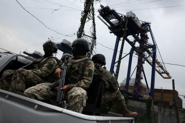 Dozens of priso<em></em>ners escape Ecuador jail amid co<em></em>ntinued military operations