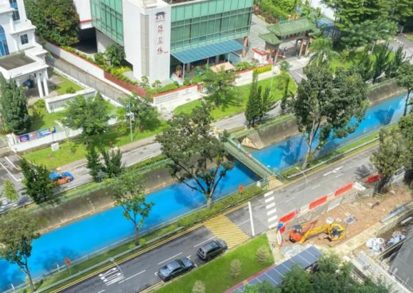 'No abnormalities detected', PUB says after water in Bukit Timah Canal turned mysteriously blue