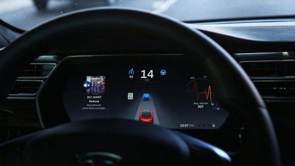 Tesla owners are complaining a<em></em>bout a software update.