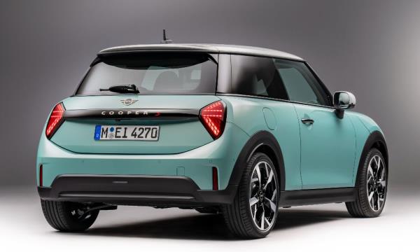 2025 Mini Cooper 2