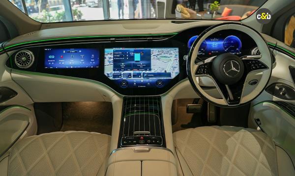 Mercedes Maybach EQS 680 24