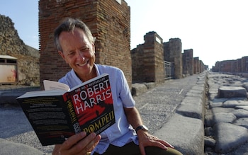 Richard E Grant