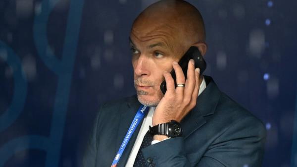 Refs' chief, Howard Webb