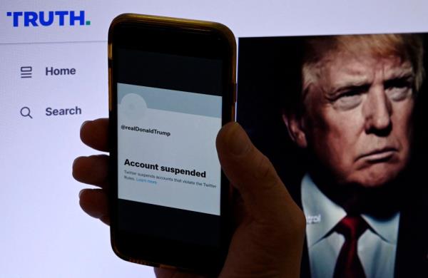 Do<em></em>nald Trump Twitter