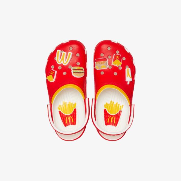 McDo<em></em>naldas x Crocs collab</p>

<p>　　