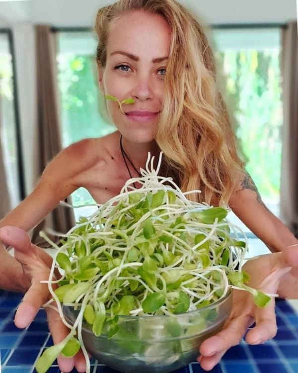 Samsonova's official cause of death remains unclear.