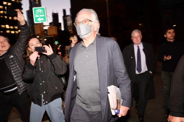 Robert De Niro sued his ex-assistant for $12 million, claiming she stole frequent flier miles from him and abused expense privileges