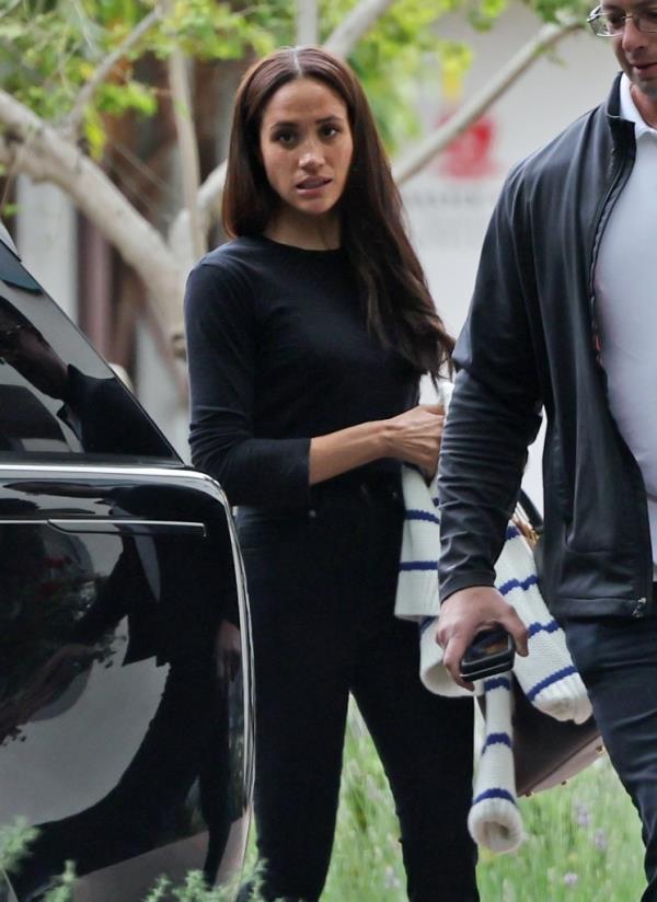 Markle leaves the salon.