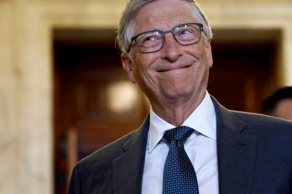 A source said Elon Musk approached Bill Gates at the AI Summit on Sept. 13.
