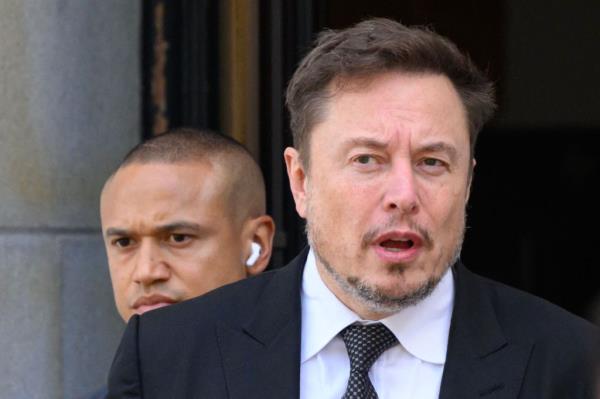 The Tesla billio<em></em>naire has been in a beef with the Microsoft founder. 