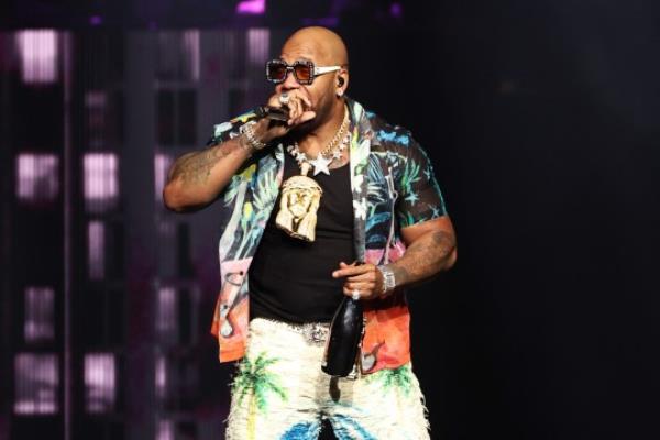 Flo Rida. 