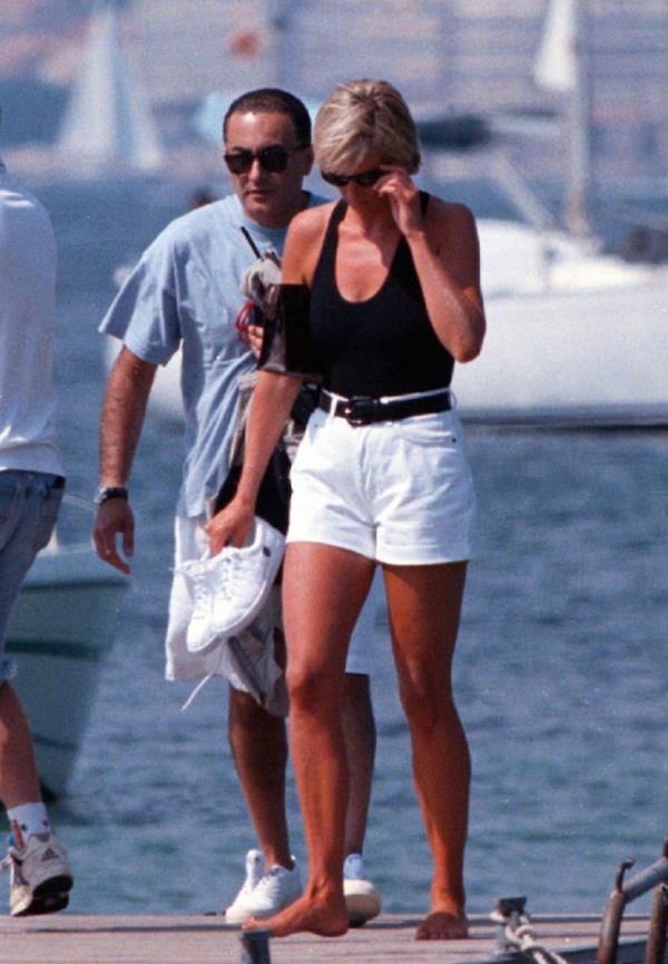 DIANA FAYED