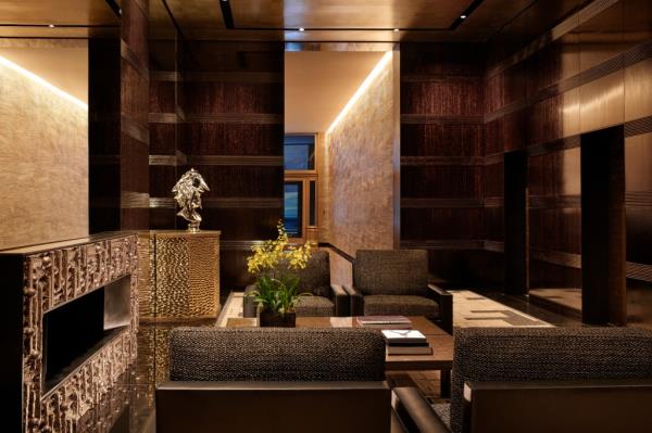 A peek inside 711 Fifth.