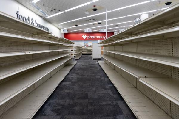 The reporter argued that shoplifting is not the real issue. 