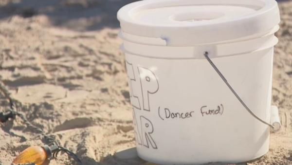 Tip bucket