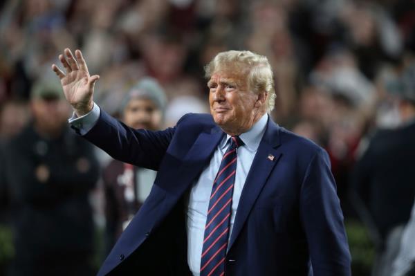Attempts to keep Do<em></em>nald Trump off the 2024 presidential ballot under the “insurrection clause” of the 14th Amendment are fraught with potential pitfalls.