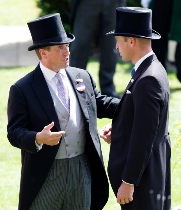 Peter Phillips and Prince William, Duke of Cambridge, in suits and top hats at Royal Ascot 2022