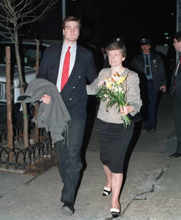 A photo of Robert Chambers and his mother. 