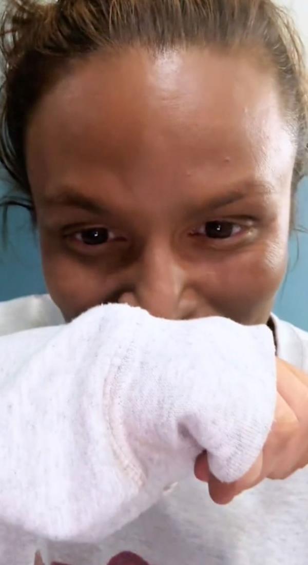 Sara's fake tan gone wrong