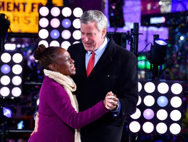 The couple embrace on New Year's Eve 2019.