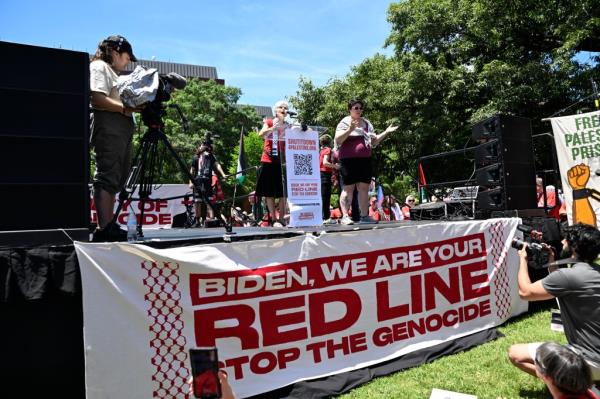 Jill Stein speaks to Pro-Palestinian activists at a protest in front of the White House on June 8, 2024 in Washington, DC. 