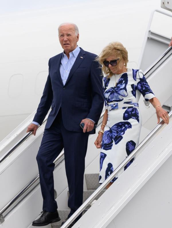 US President Joe Biden and First Lady Jill Biden step off Air Force One 