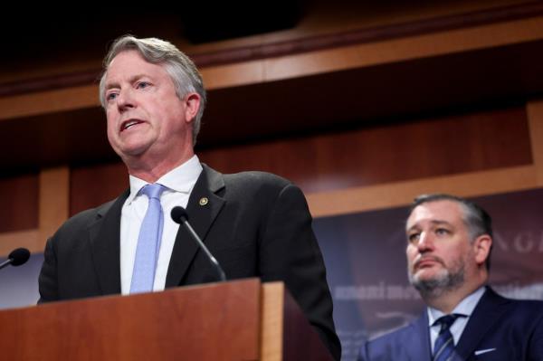 Marshall’s joint resolution, backed by six other Senate Republicans, expresses disapproval of the HHS rule under the Co<em></em>ngressional Review Act