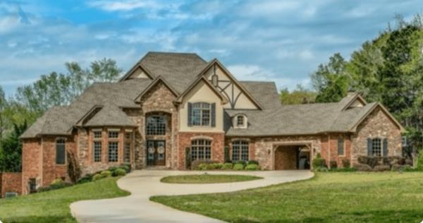 Shaq's second house in McDo<em></em>nough Georgia occupying 4,400 square feet. 
