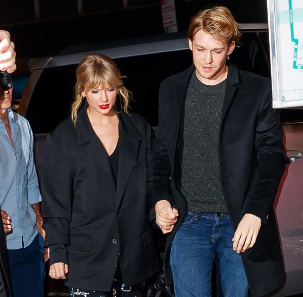 Taylor Swift and Joe Alwyn in 2019