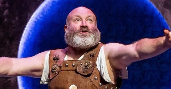 Bristol actor and co-founder of theatre company Living Spit, Howard Coggins, has died at the age of 52 after a short illness.