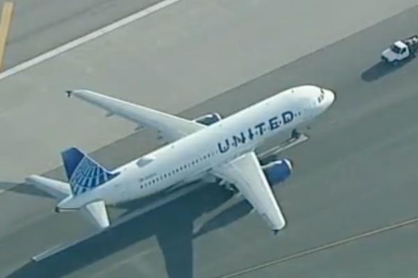 A United plane taking off