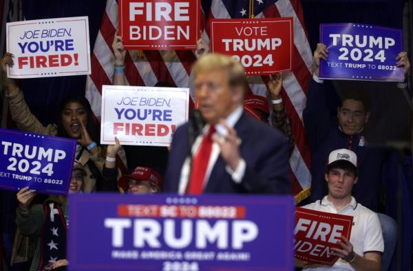 Supporters cheer as Republican presidential candidate and former U.S. President Do<em></em>nald Trump speaks during a campaign event at the Winthrop Coliseum on February 23, 2024 in Rock Hill, South Carolina.