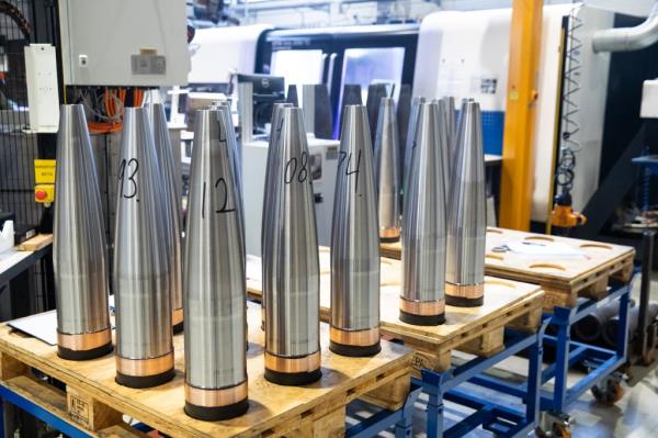 Norway is bolstering up its weapons depot for an expected clash against Moscow. 