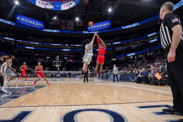 Daniss Jenkins shoots a jump shot for St. John's during their win over Georgetown on Wednesday.