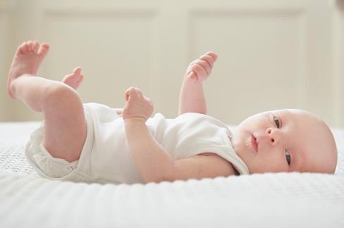 why-it-wont-kill-your-baby-if-you-give-him-or-her-a-sip-of-water_190088